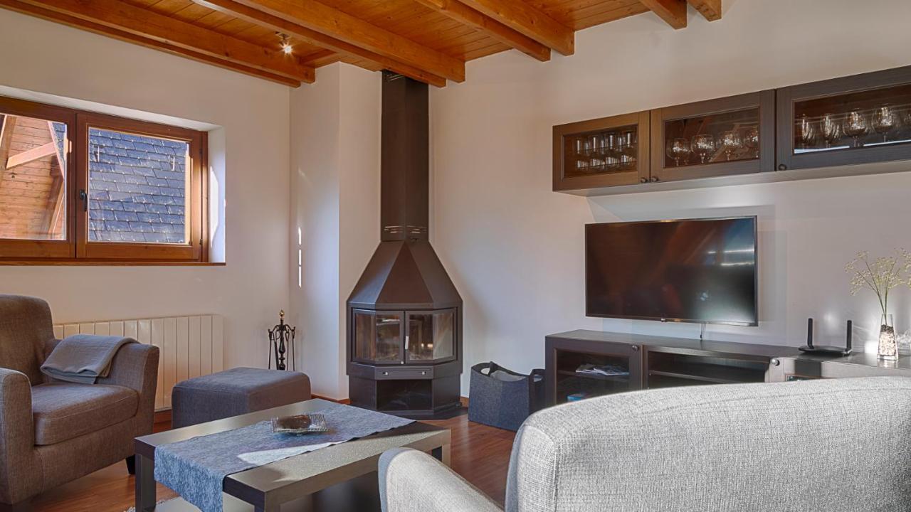 Appartamento Saplan Real Estate Saubaga Bossòst Esterno foto